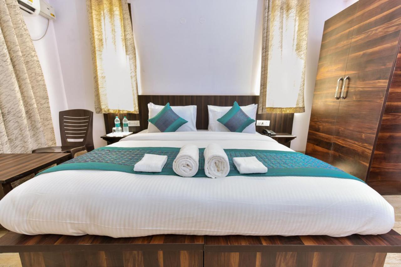 Hotel Luxury Collection 구르가온 외부 사진